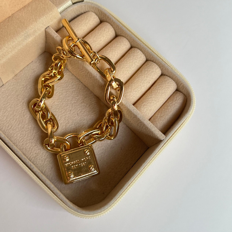 دستبند قفلتی مایکل کورس قفل گلد