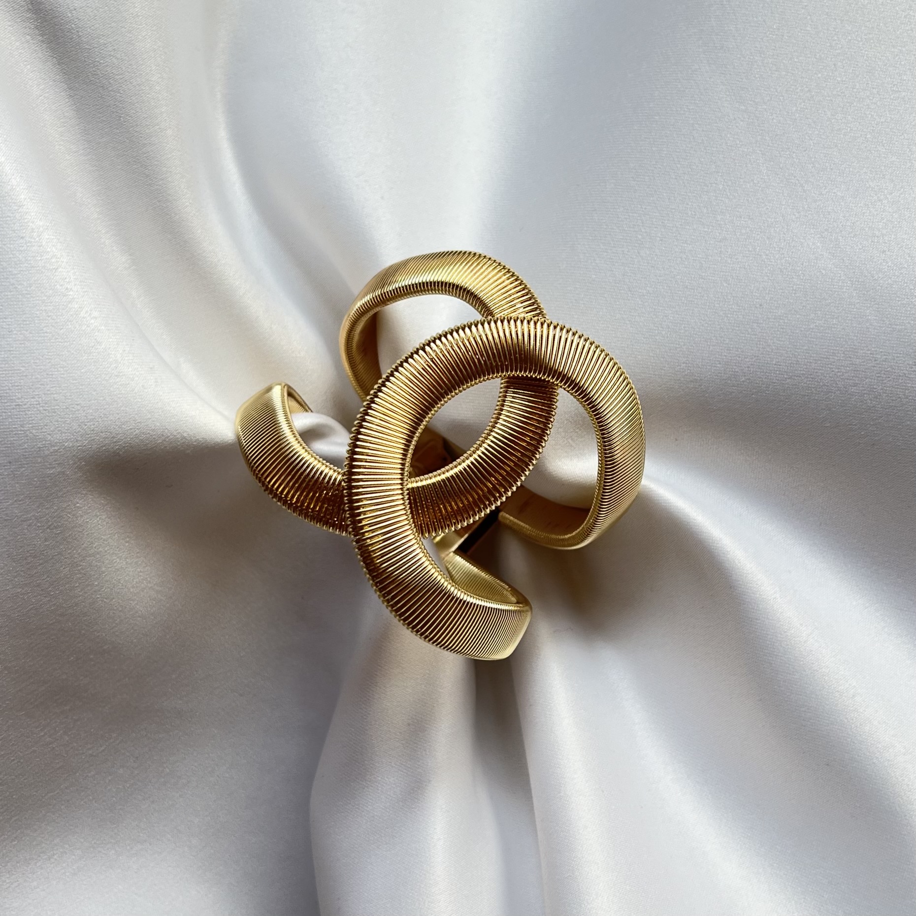 تصویر دستبند بنگلی شنل 